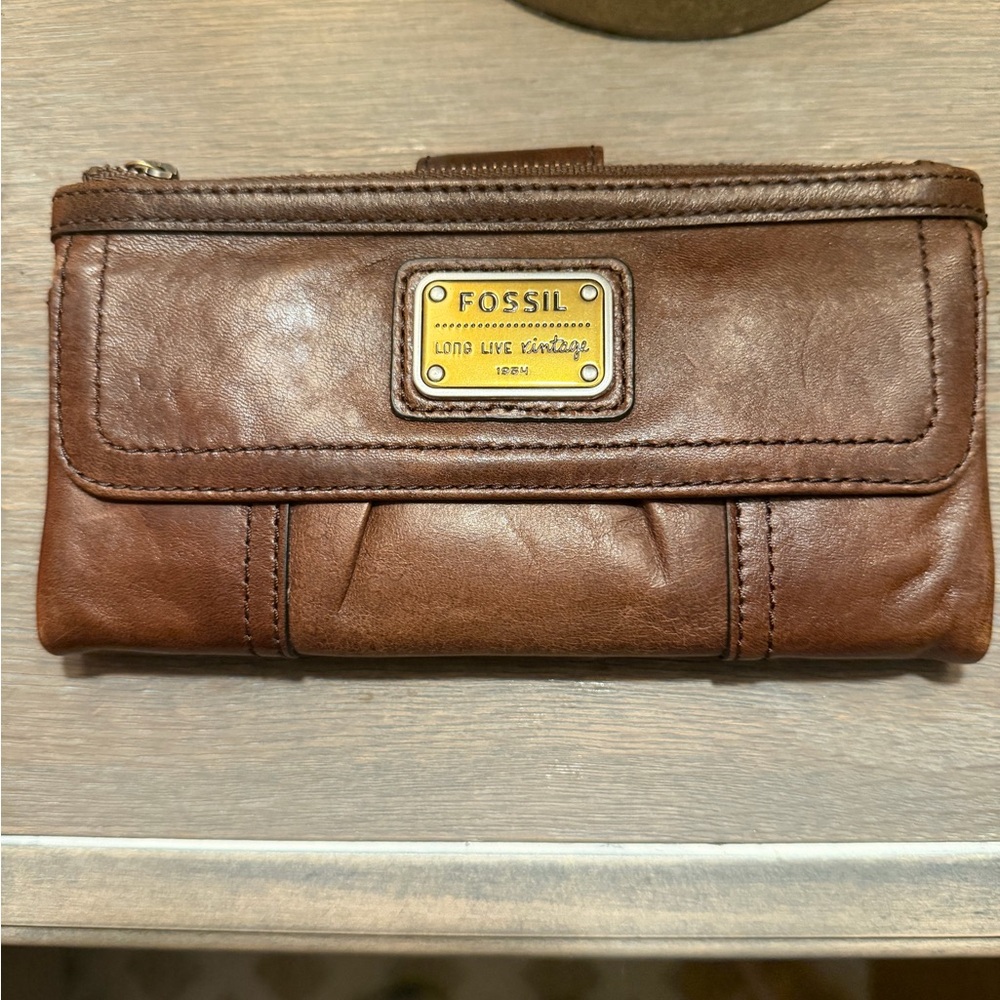 Fossil Vintage Brown Leather Wallet
